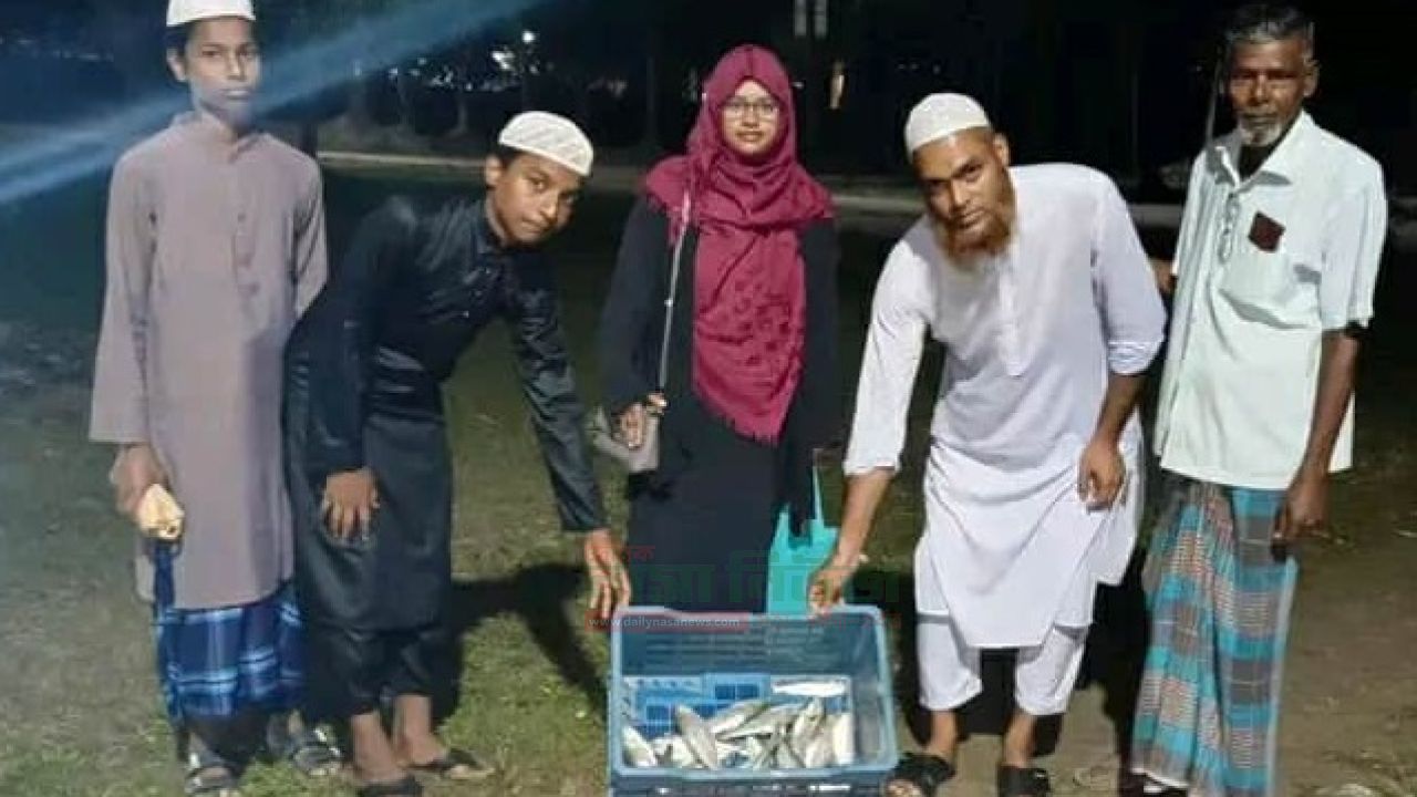 দৌলতপুরে ৬ কেজি ইলিশসহ ৫০ হাজার মিটার কারেন্ট জাল জব্দ